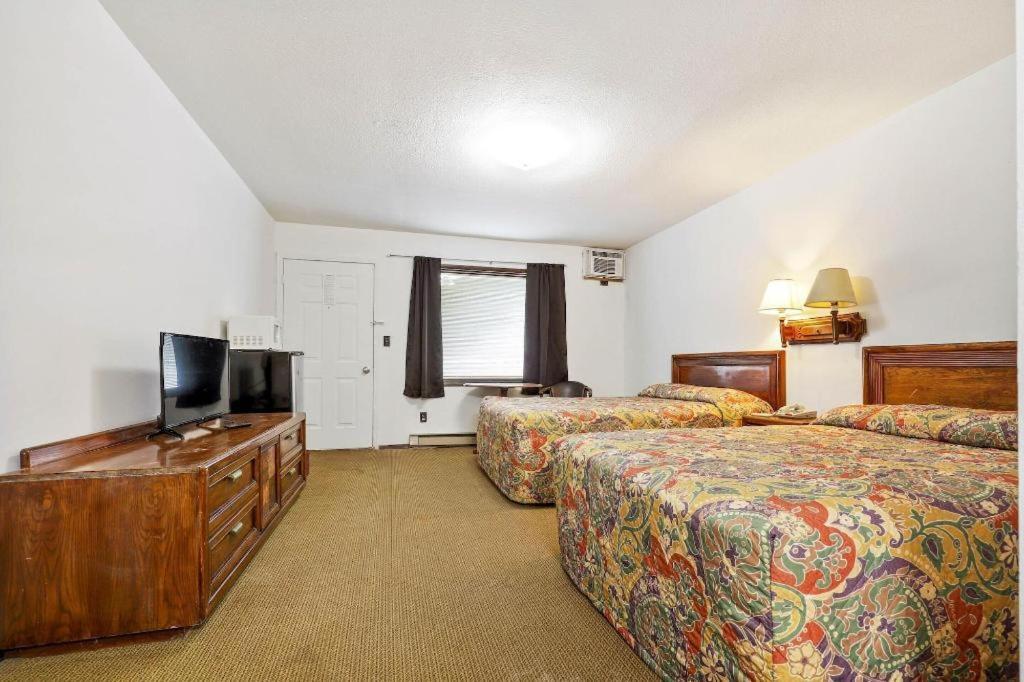 Hotel O Oskaloosa - Hwy 63/92 Kültér fotó