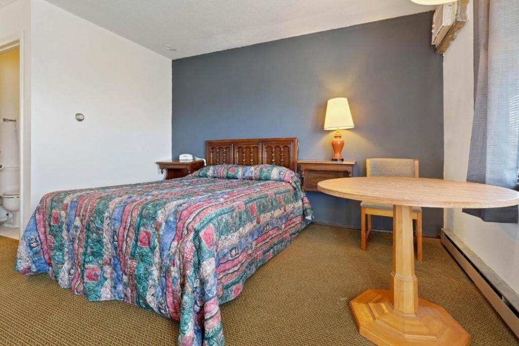 Hotel O Oskaloosa - Hwy 63/92 Kültér fotó