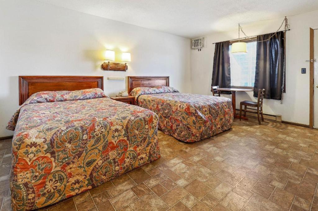 Hotel O Oskaloosa - Hwy 63/92 Kültér fotó