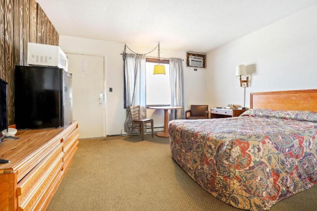 Hotel O Oskaloosa - Hwy 63/92 Kültér fotó
