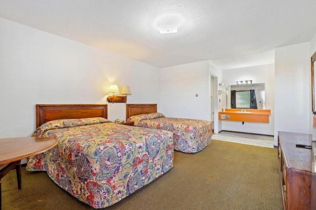 Hotel O Oskaloosa - Hwy 63/92 Kültér fotó