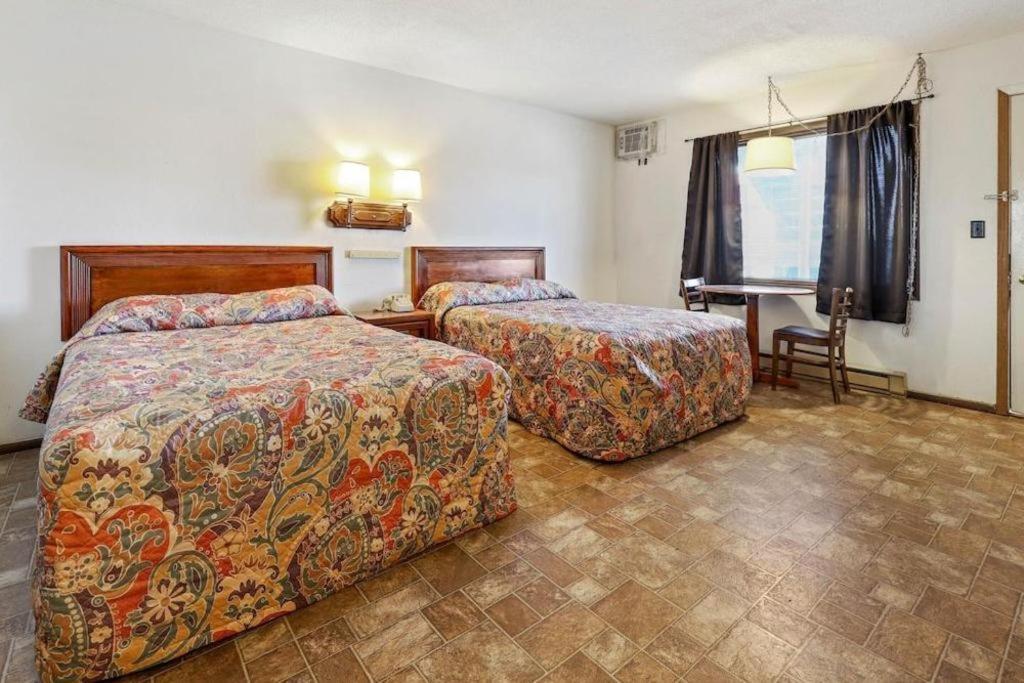 Hotel O Oskaloosa - Hwy 63/92 Kültér fotó